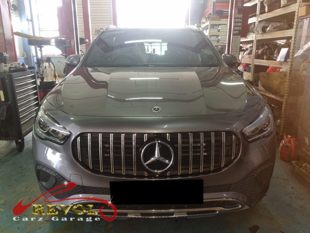 Mercedes diagnostic scan at Revol Carz Garage